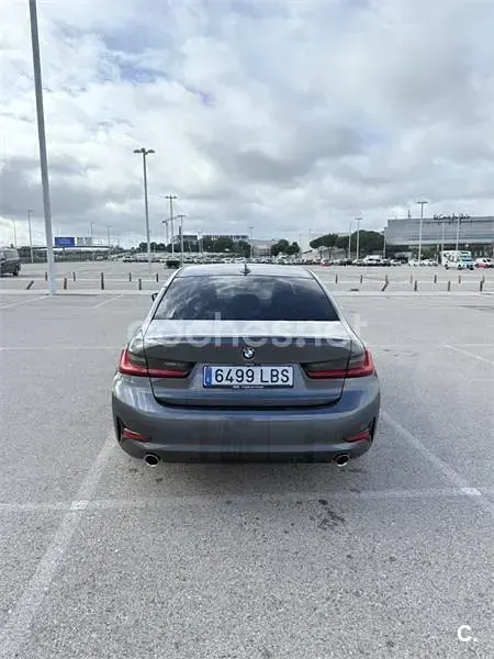 Usado BMW 320 184 CV (135 kW) 2019 Gris / plata Berlina