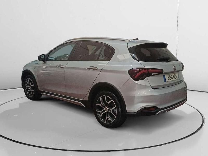 Usado Fiat Tipo Cross 132 CV (97 kW) 2023 Blanco Utilitario