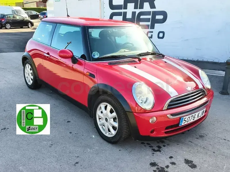 Usado Mini ONE 90 CV (66 kW) 2005 Rojo Utilitario