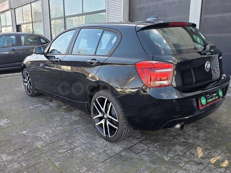 Usado BMW 118 Comfort Edition 136 CV (100 kW) 2015 Negro Utilitario