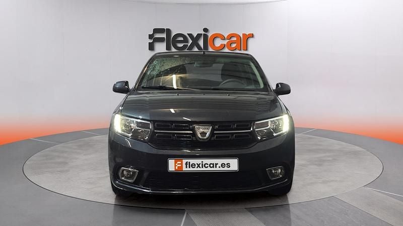 Usado Dacia Sandero Comfort 90 CV (66 kW) 2019 Azul Berlina