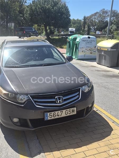 Usado Honda Accord Luxury 150 CV (110 kW) 2009 Beige Familiar