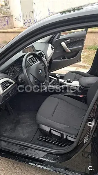 Usado BMW 118 136 CV (100 kW) 2016 Negro Utilitario