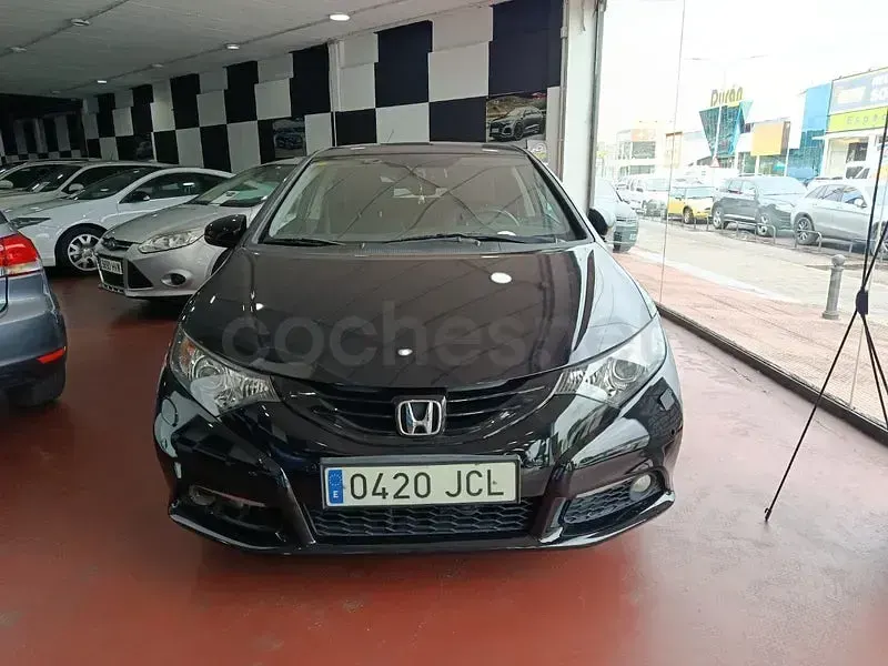 Usado Honda Civic Elegance 120 CV (88 kW) 2015 Negro Berlina