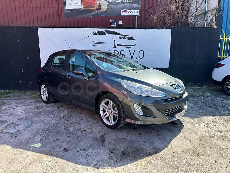 Usado Peugeot 308 Sportium 156 CV (114 kW) 2010 Gris / plata Berlina