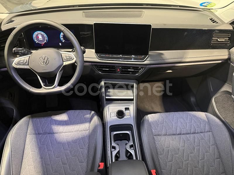 Usado VW Tiguan 150 CV (110 kW) 2025 Gris / plata SUV