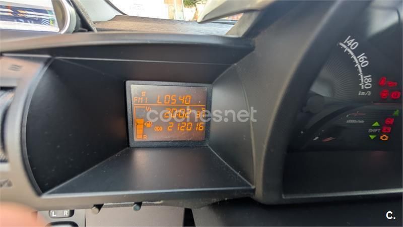 Blanco Usado 2009 Toyota iQ Utilitario | 4700 € (Precio justo) - Imagen 1/4