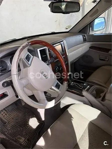 Usado Jeep Grand Cherokee Overland 218 CV (160 kW) 2009 Negro SUV