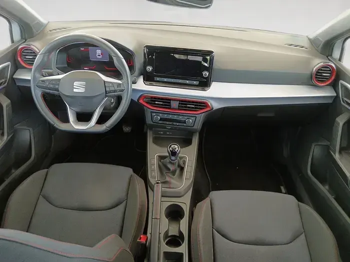 Usado Seat Ibiza FR 115 CV (84 kW) 2025 Blanco Utilitario