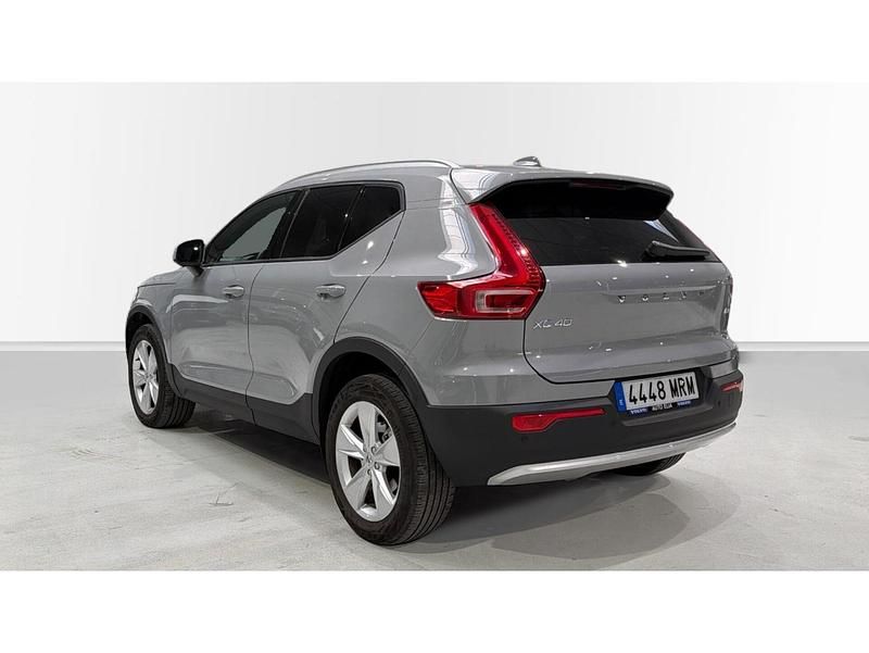 Usado Volvo XC40 Core 163 CV (119 kW) 2024 Gris SUV
