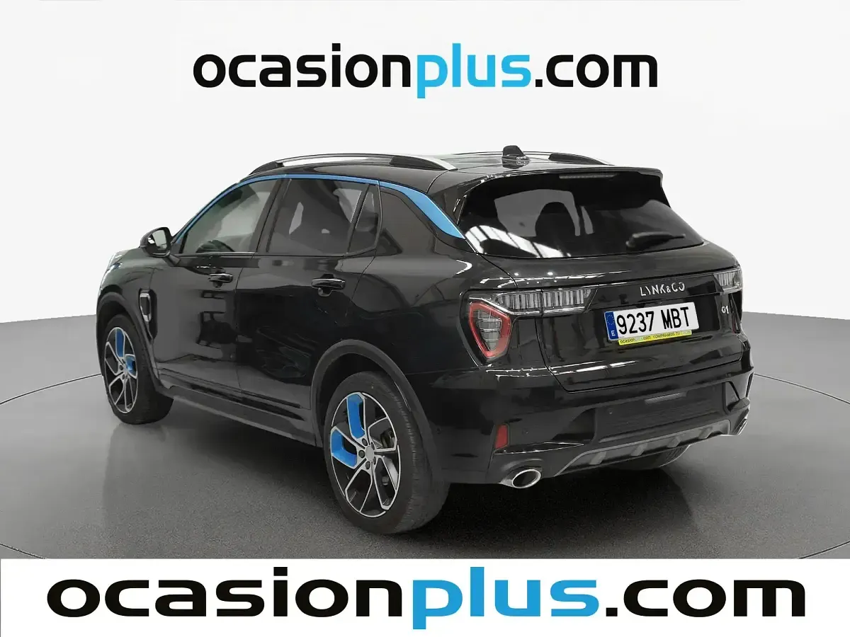 Usado Lynk & Co 01 261 CV (191 kW) 2022 Negro SUV