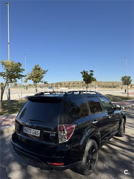 Negro Usado 2009 Subaru Forester SUV | 6000 € - Imagen 1/4