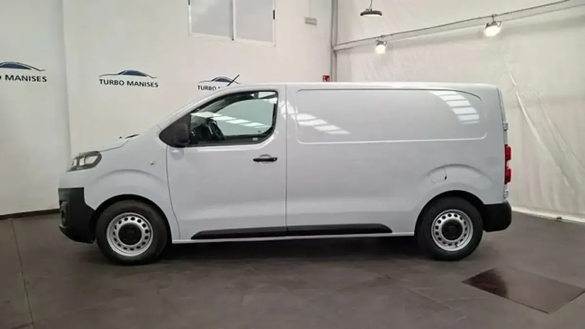 Usado Fiat Scudo 120 CV (88 kW) 2023 Blanco Van