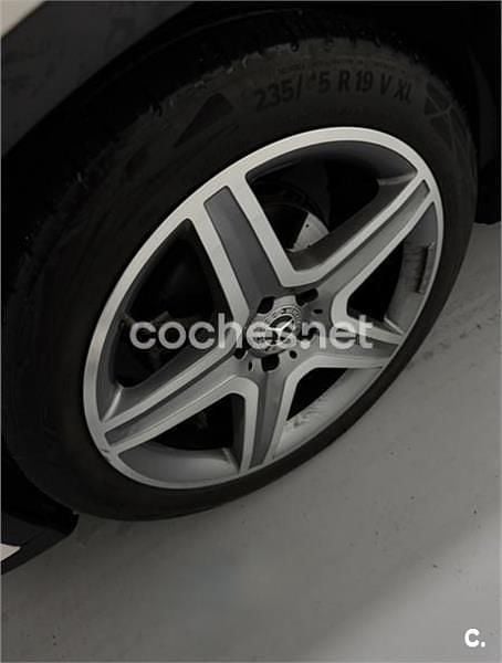 Usado Mercedes GLA180 122 CV (89 kW) 2019 Blanco SUV