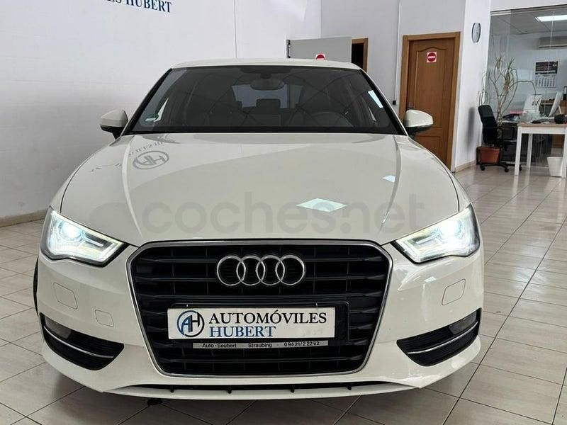 Usado Audi A3 S-Line 125 CV (91 kW) 2014 Blanco Berlina