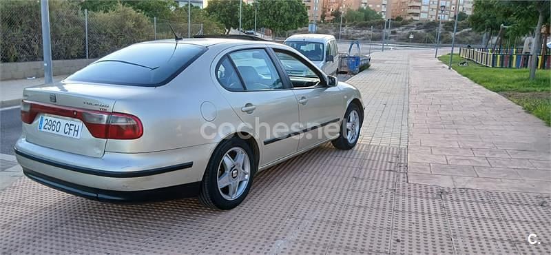 Amarillo Usado 2003 Seat Toledo Sport Berlina | 3000 € (Super precio) - Imagen 1/4