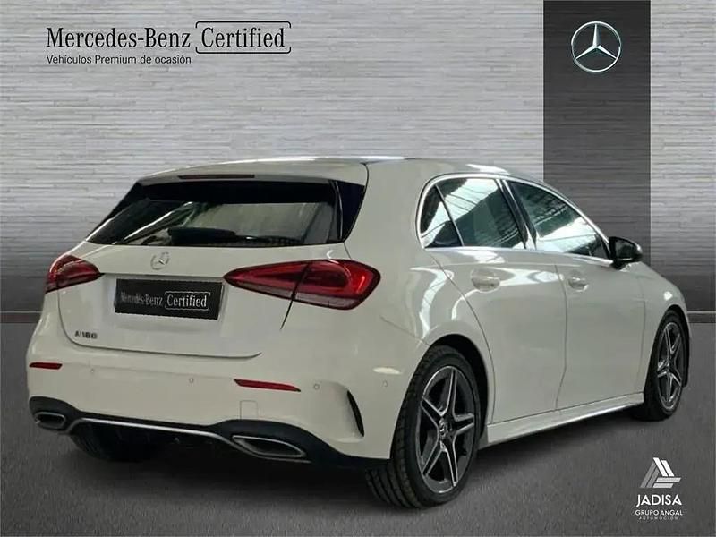 Usado Mercedes A180 136 HP (100 kW) 2021 Branco Sedan
