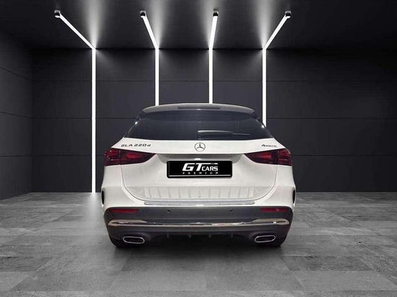 Usado Mercedes GLA45 AMG AMG 150 CV (110 kW) 2023 Blanco SUV