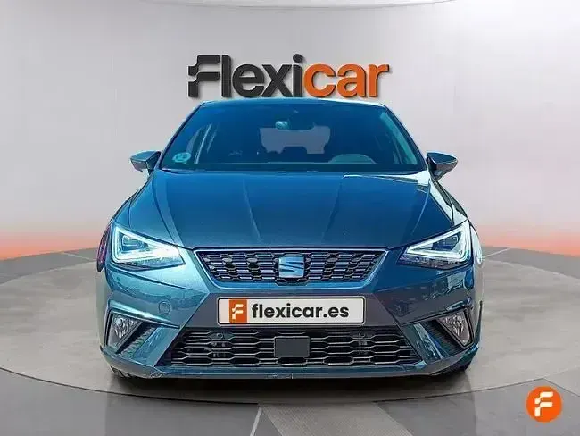 Usado Seat Ibiza XCELLENCE 115 CV (84 kW) 2024 Gris Utilitario