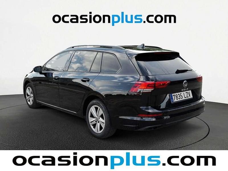 Usado VW Golf VIII Life 116 CV (85 kW) 2021 Negro Familiar