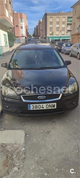 Negro Usado 2005 Ford Focus Ghia Berlina | 2250 € (Buen precio) - Imagen 1/4