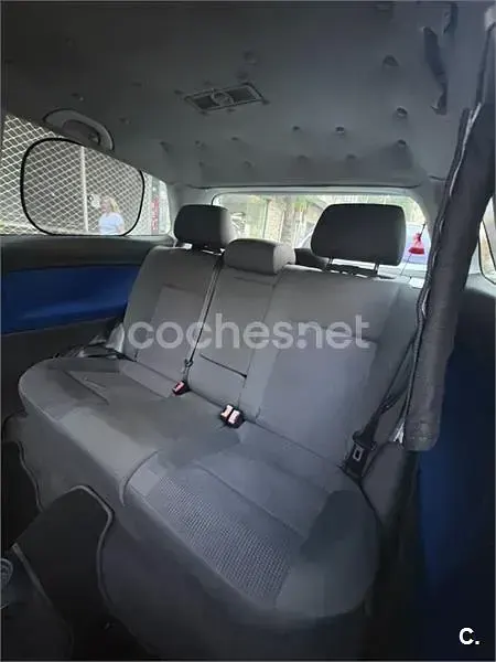 Usado VW Polo Trendline 75 CV (55 kW) 2002 Azul Utilitario