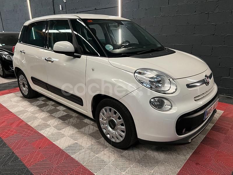 Blanco Usado 2015 Fiat 500L Lounge Monovolumen | 8990 € (Precio justo) - Imagen 1/4
