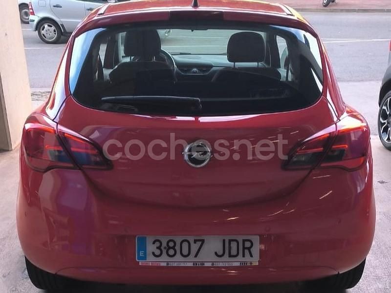 Usado Opel Corsa Color Edition 90 CV (66 kW) 2015 Rojo Berlina