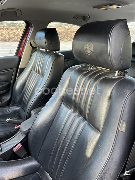 Usado Alfa Romeo 159 200 CV (147 kW) 2006 Rojo Familiar