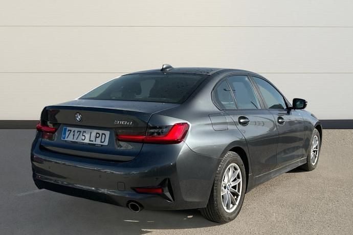 Usado BMW 318 151 CV (111 kW) 2021 Negro Berlina