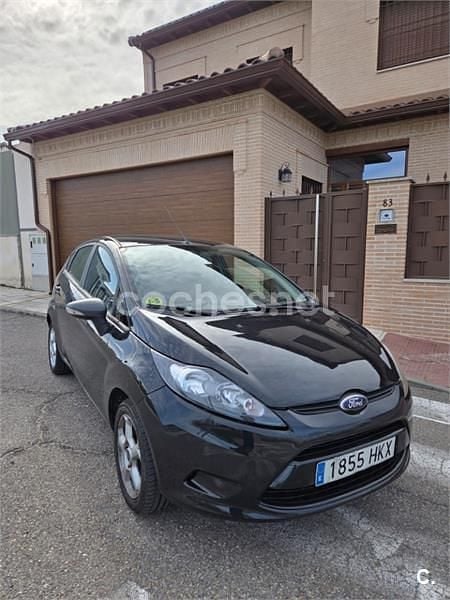 Usado Ford Fiesta Titanium 70 CV (51 kW) 2012 Negro Utilitario