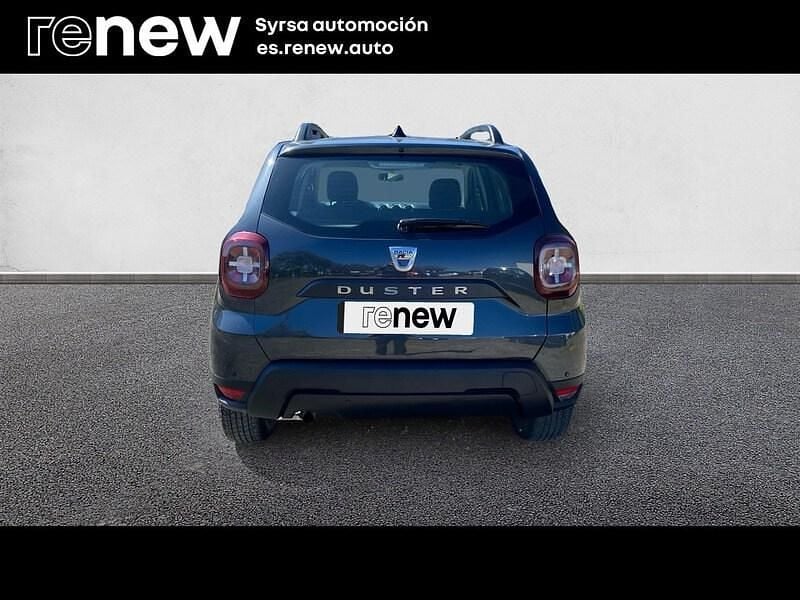 Usado Dacia Duster Essentiel 100 CV (73 kW) 2021 Gris SUV