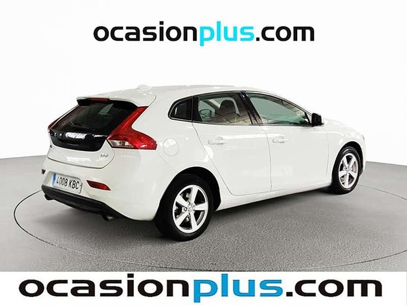 Usado Volvo V40 Momentum 150 CV (110 kW) 2017 Blanco Utilitario