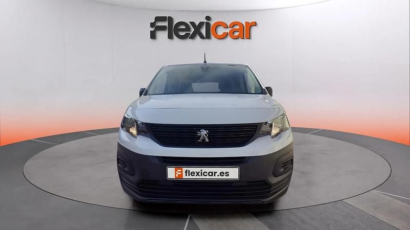 Usado Peugeot Rifter Active 110 CV (80 kW) 2023 Blanco Monovolumen