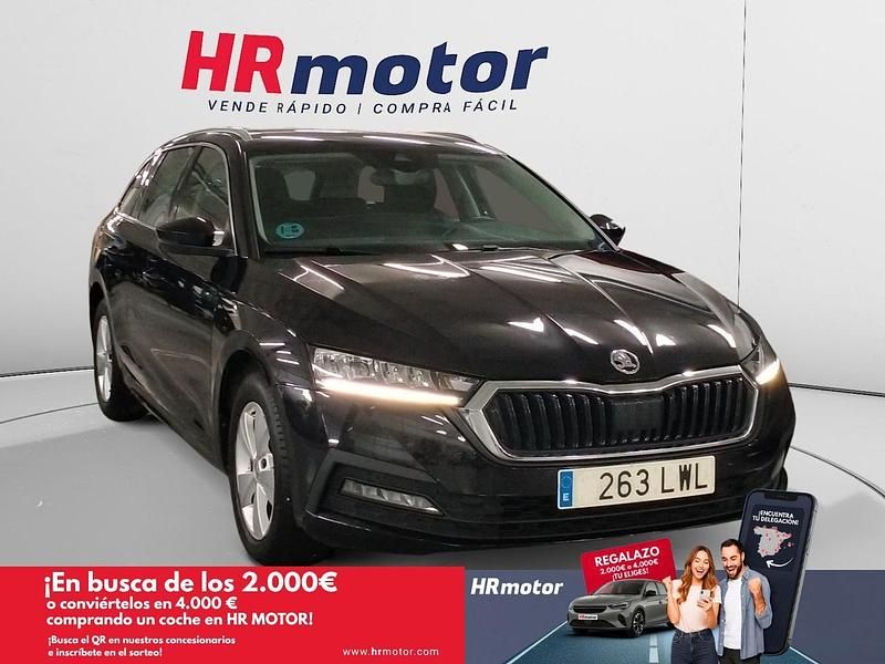Negro Usado 2022 Skoda Octavia Ambition Familiar | 17.490 € (Precio justo) - Imagen 1/4