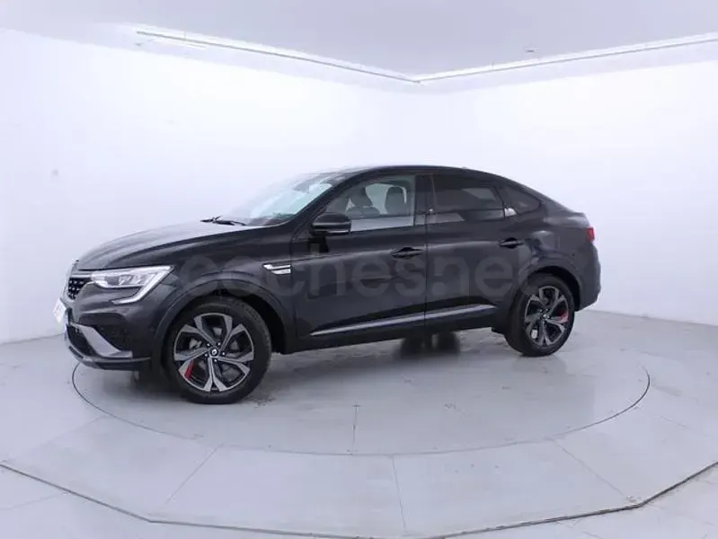 Usado Renault Arkana RS Line 145 CV (106 kW) 2022 Negro SUV