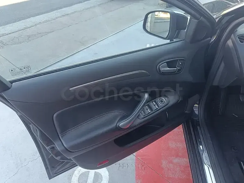 Usado Ford Mondeo Titanium X 140 CV (102 kW) 2009 Negro Familiar
