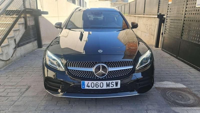 Usado Mercedes C300e 306 CV (225 kW) 2020 Negro Familiar
