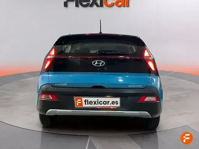 Usado Hyundai Bayon 84 CV (61 kW) 2023 Azul SUV