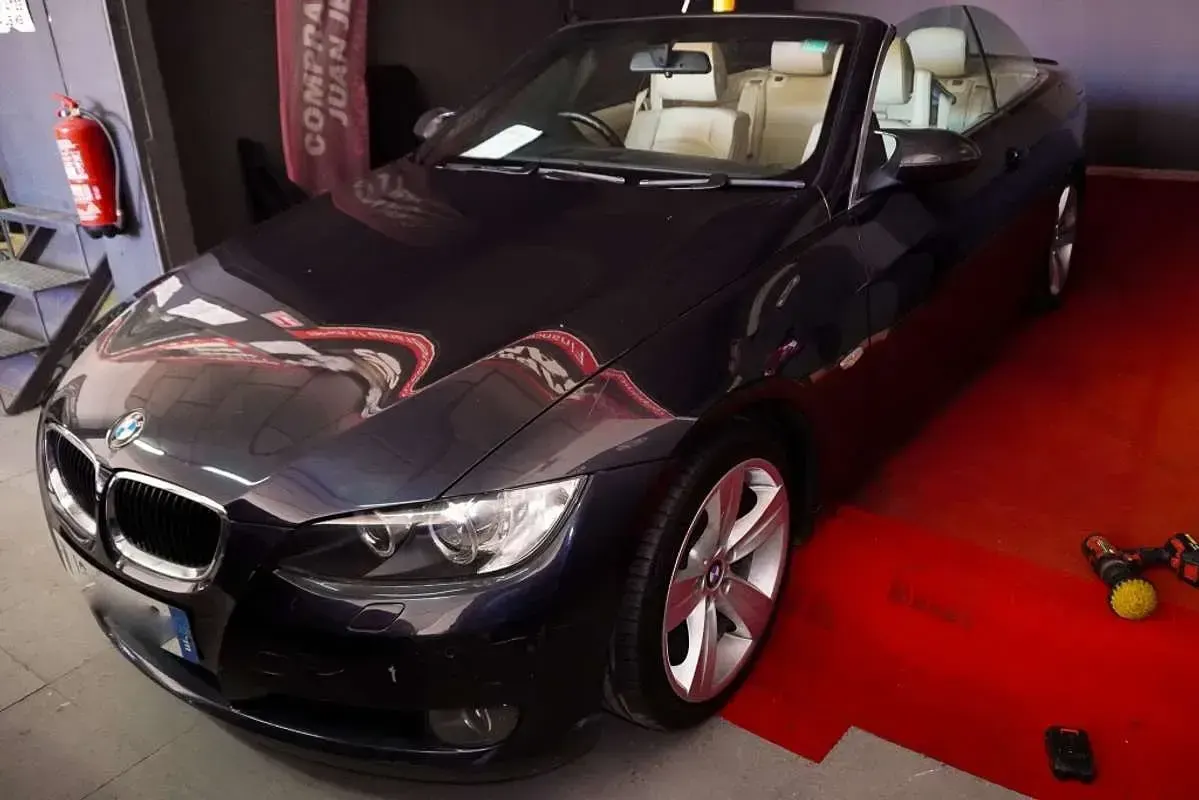 Usado BMW 320 Cabriolet Comfort Edition 177 CV (130 kW) 2009 Negro Descapotable