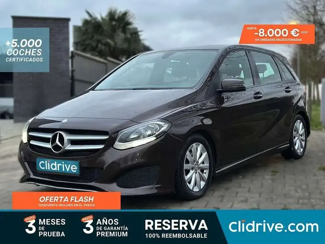 Usado Mercedes B180 109 CV (80 kW) 2015 Marrón Monovolumen