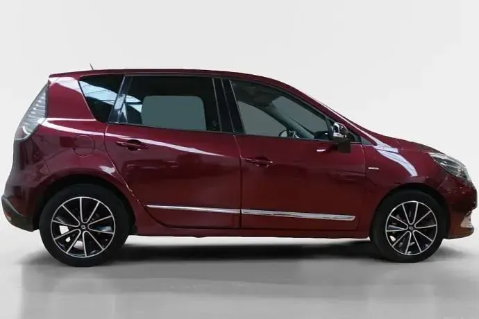 Usado Renault Scenic E-Tech LIMITED 130 CV (95 kW) 2014 Monovolumen
