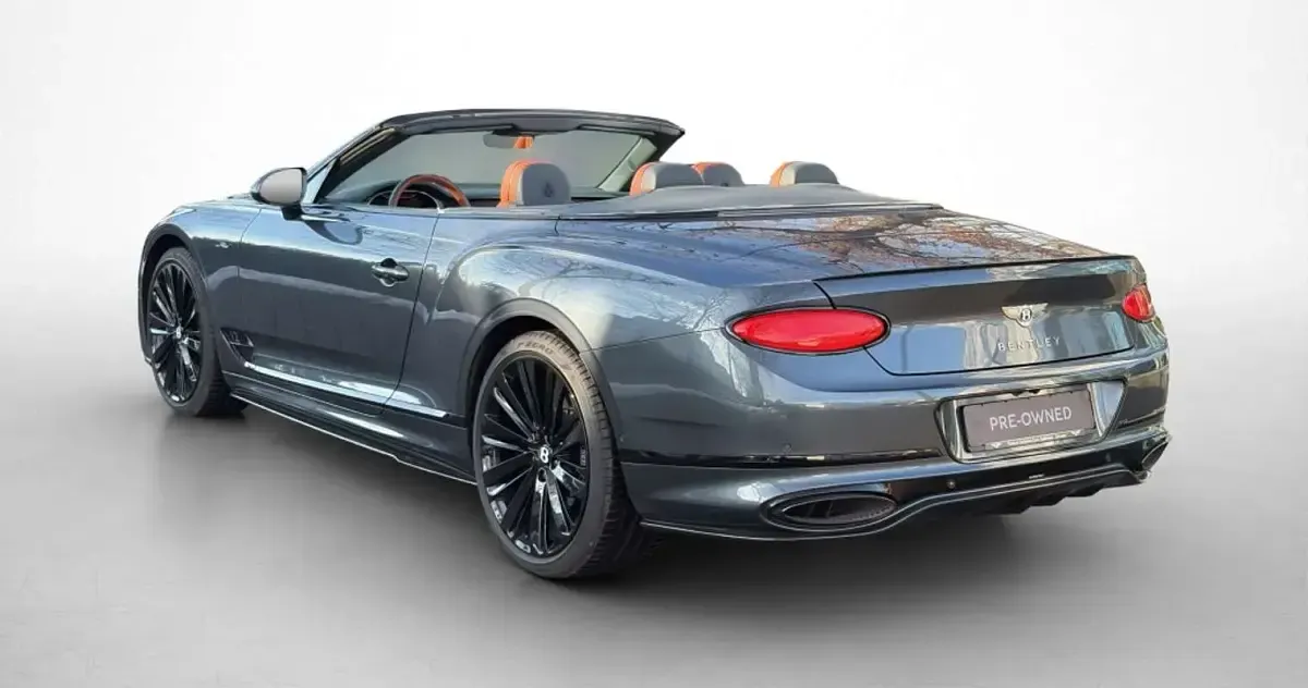 Usado Bentley Continental 635 CV (467 kW) 2021 Gris Descapotable