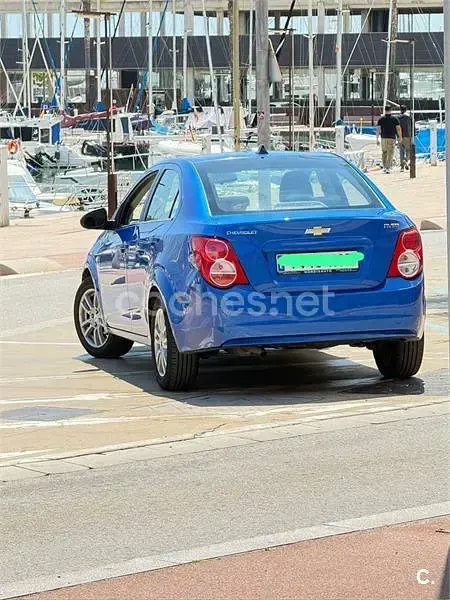 Usado Chevrolet Aveo LTZ 100 CV (73 kW) 2011 Azul Berlina