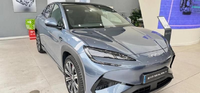 Usado BYD Sealion 7 389 kW (530 CV) 2025 Atlantis grey SUV