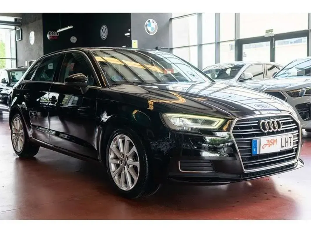 Usado Audi A3 Sportback g-tron Design 131 CV (96 kW) 2020 Negro Utilitario