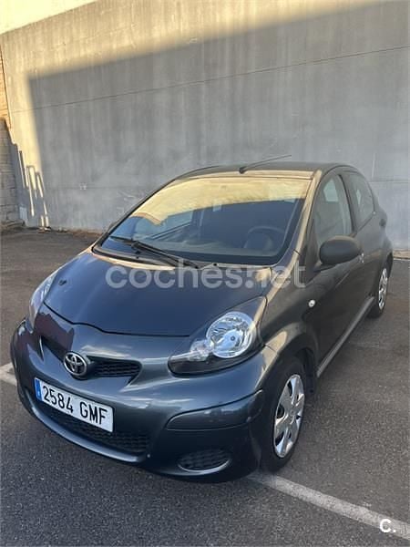 Azul Usado 2009 Toyota Aygo Live Utilitario | 3700 € (Precio justo) - Imagen 1/4
