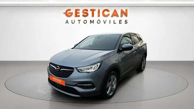 Usado Opel Grandland X Edition 224 CV (164 kW) 2022 Plateado SUV