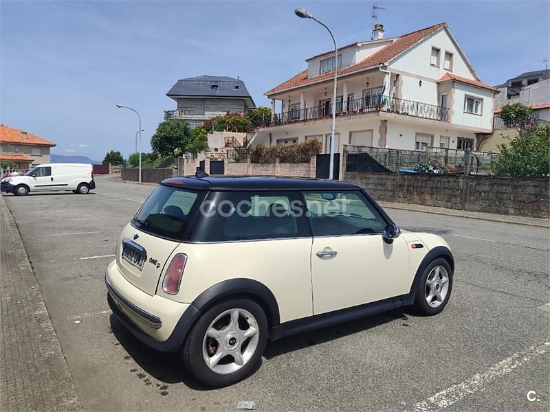 Usado Mini One D 75 CV (55 kW) 2006 Beige Utilitario
