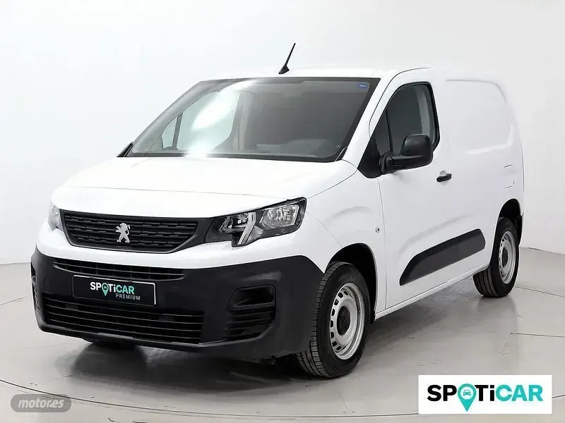 Usado Peugeot Partner 102 CV (75 kW) 2022 Blanco Monovolumen